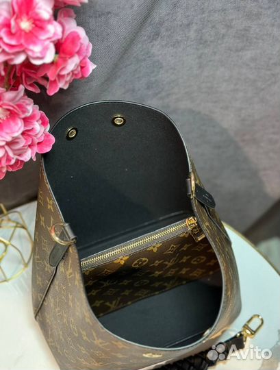 Louis Vuitton NeoNoe