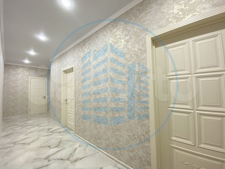 2-к. квартира, 71,1 м², 7/8 эт.