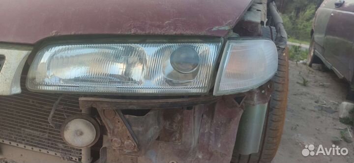 Фары передние Mazda 626 Мазда 626