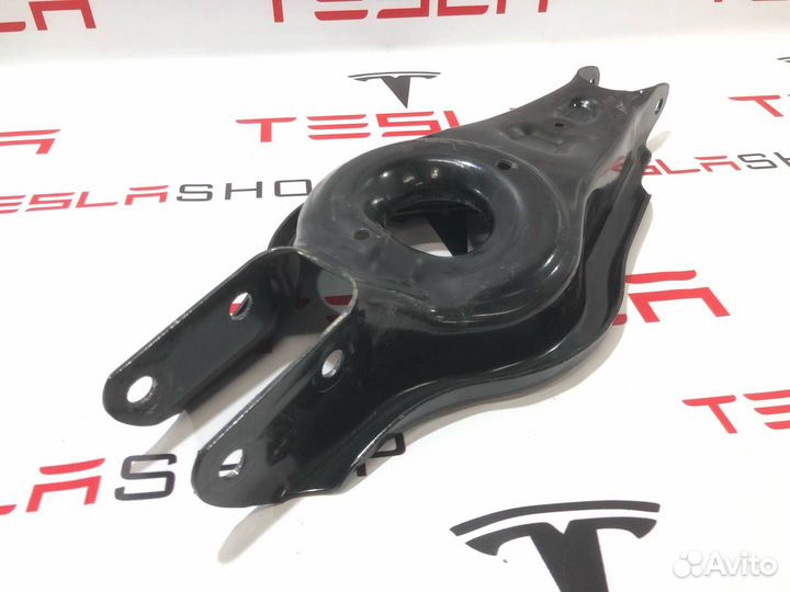 Рычаг задний нижний под пружину Tesla Model Y 2021
