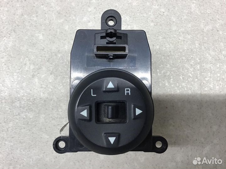Переключатель регулировки зеркала Kia Cerato 2013