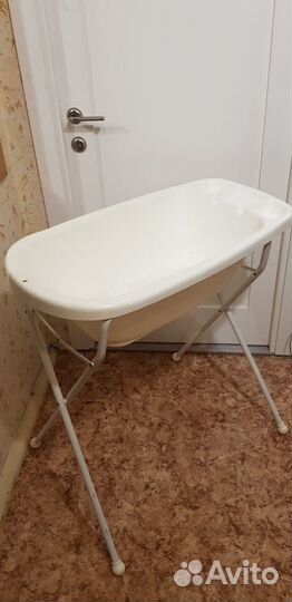 Детская ванночка с подставкой