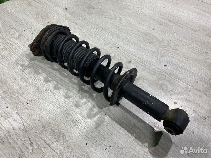 Стойка задняя правая Subaru Impreza GH8 EJ20X 2008