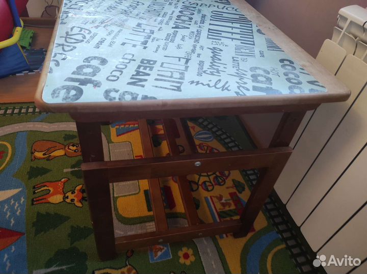 Детский стол и стул