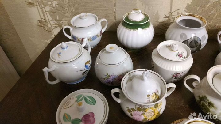 Чайники, сахарницы