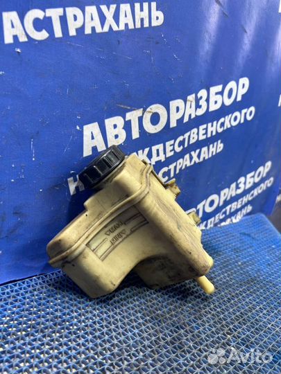 Бачок гидроусилителя Renault Clio седан K4JA712