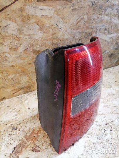 Фонарь правый Audi A6 C5 allroad