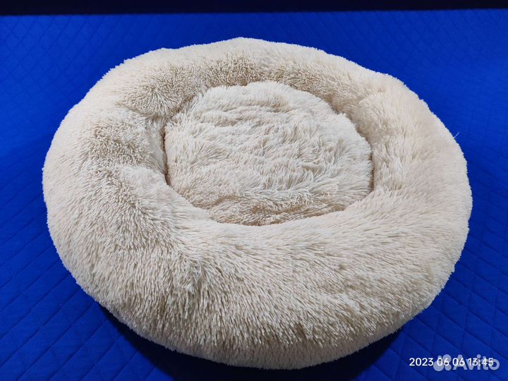 Большая лежанка для собак и кошек