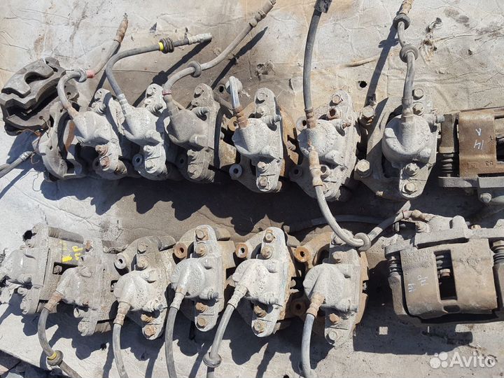 Суппорт тормозной передний Ваз Лада r13 r14