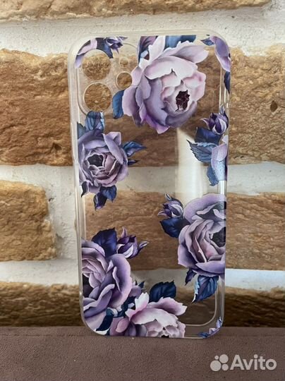 Чехол на iPhone 12