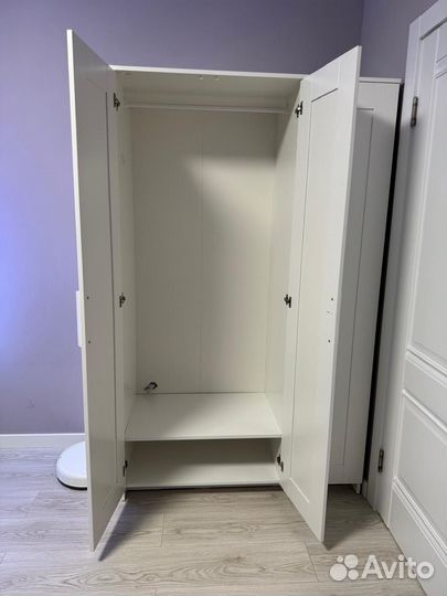 Шкаф IKEA с зеркалом