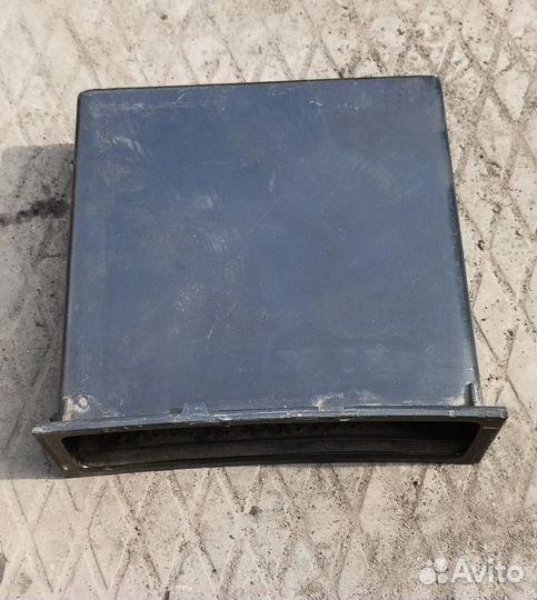 Карман панели приборов scania