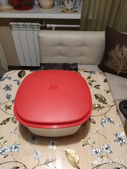 Термосервирователь Tupperware