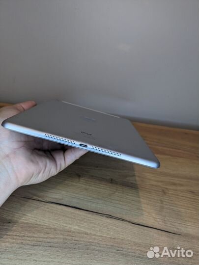 iPad air 1 64 gb wi fi / sim