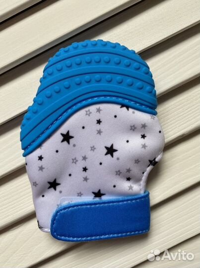 Прорезыватель-рукавичка грызунок