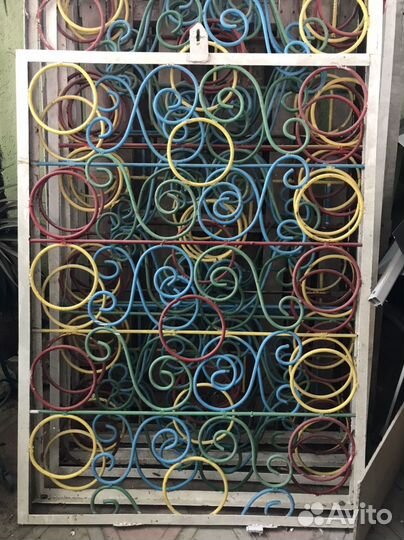 Металлические решетки на окна бу