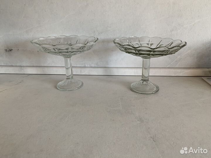 Ваза на ножке