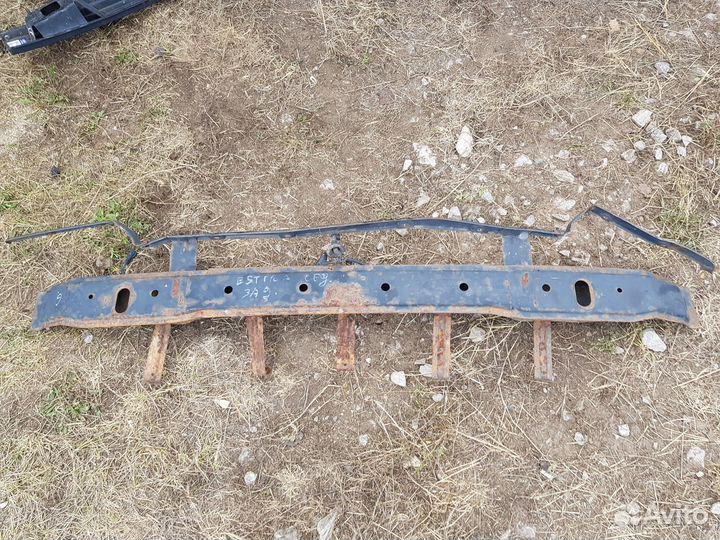 Усилитель переднего бампера Hyundai Elantra xd