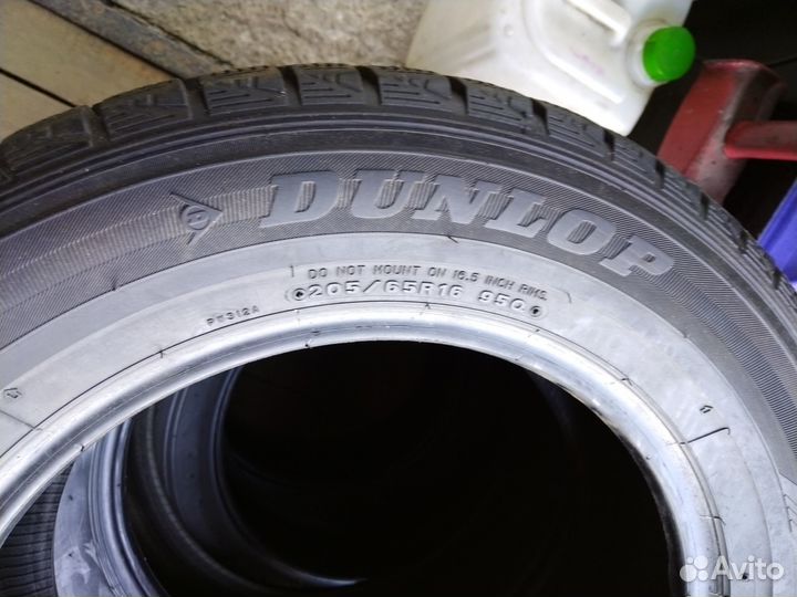 Dunlop DSX-2 205/65 R16 95Q