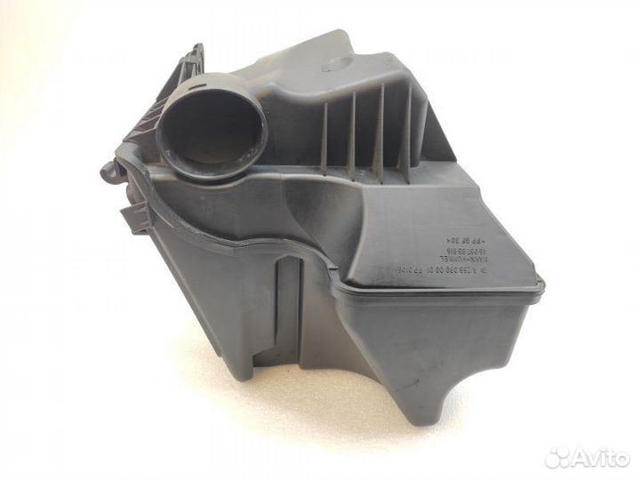 Корпус воздушного фильтра Mercedes-Benz A-Class