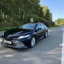 Toyota Camry 2.5 AT, 2019, 171 000 км, с пробегом, цена 2 590 000 руб.