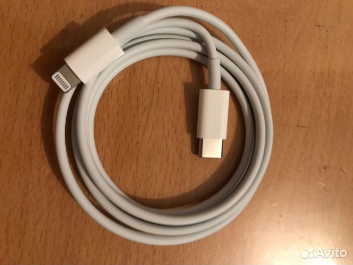 Коробки из-под iPhone