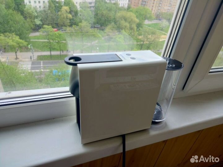 Кофеварка капсульная nespresso