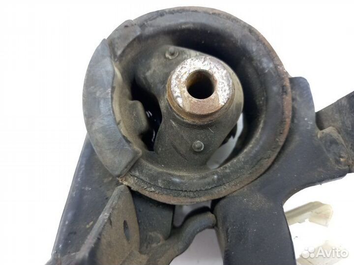 Подушка двигателя левая Toyota Carina AT211 7A