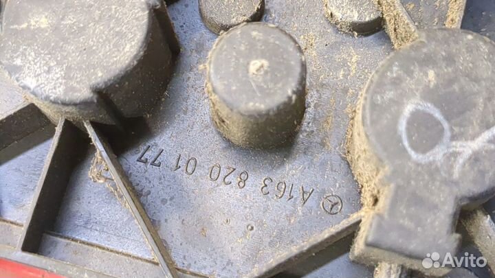 Фонарь (задний) левый Mercedes ML W163