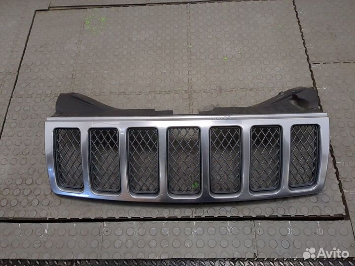 Решетка радиатора Jeep Grand Cherokee, 2007