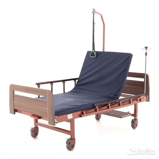 Медицинская кровать для инвалидов
