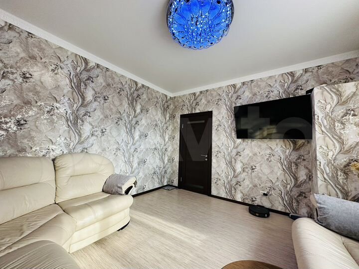 2-к. квартира, 54 м², 2/3 эт.