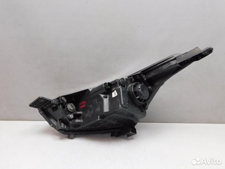 Фара правая Hyundai Creta