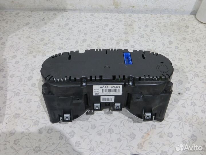 Щиток приборов VW Golf 6