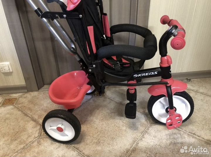 Трехколесный велосипед