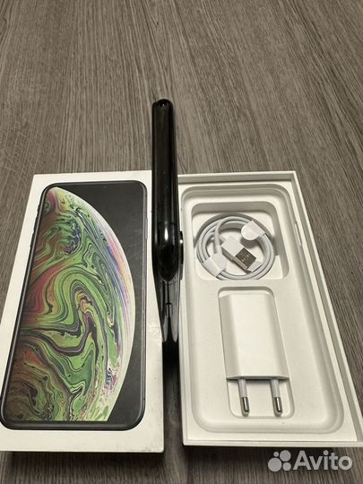 iPhone Xs Max, 64 ГБ
