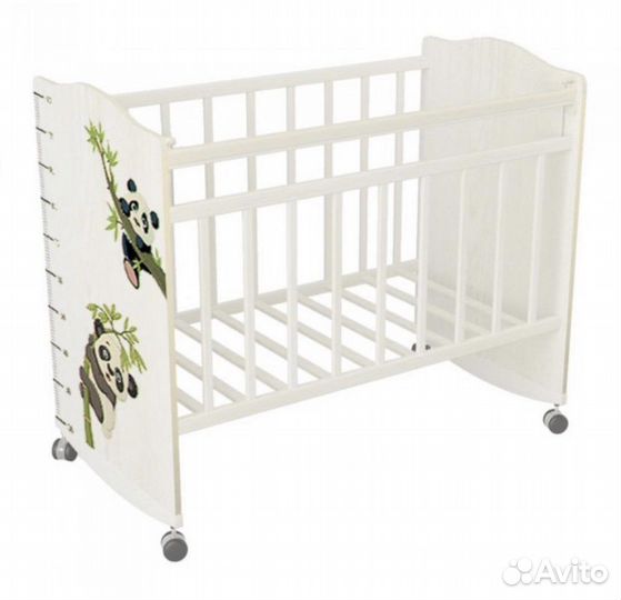 Детская кроватка с матрасом