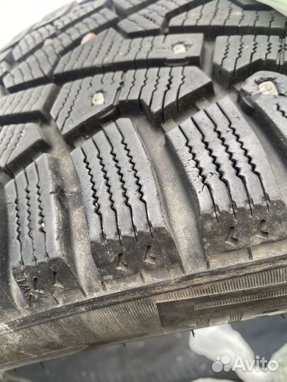 Pirelli Ice Zero 235/45 R19