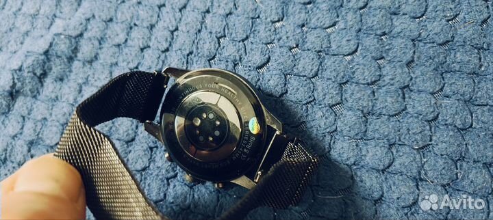 Мужские наручные часы электронные цифровые