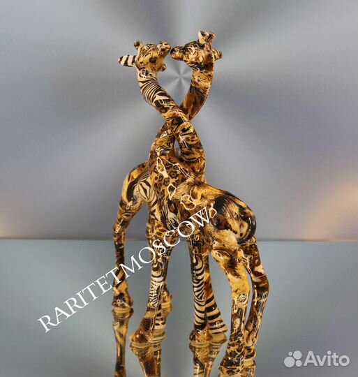 Большая статуэтка пара жираф Collage фарфор шелк
