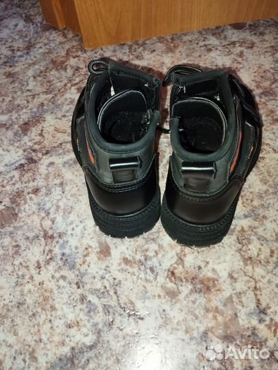 Ботинки демисезонные для мальчика 26