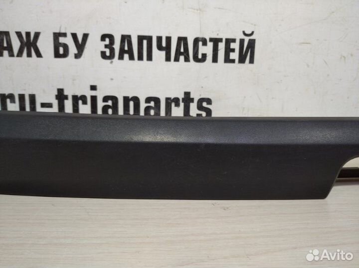 Накладка двери багажника левая LADA Largus 1 R90
