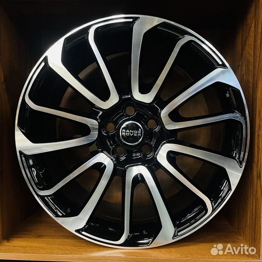 Диски R22 5x120 Range Rover