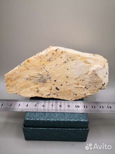 Полевой шпат Микроклин, Мусковит. Ю. Урал