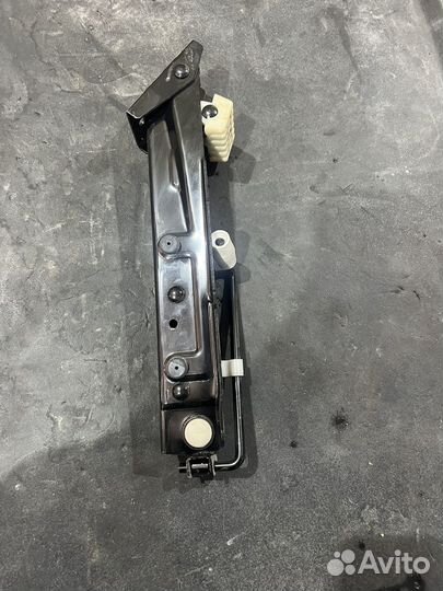 Домкрат BMW E38 E39