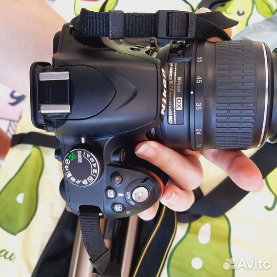 Зеркальный Фотоаппарат nikon d3200, сумка и штатив