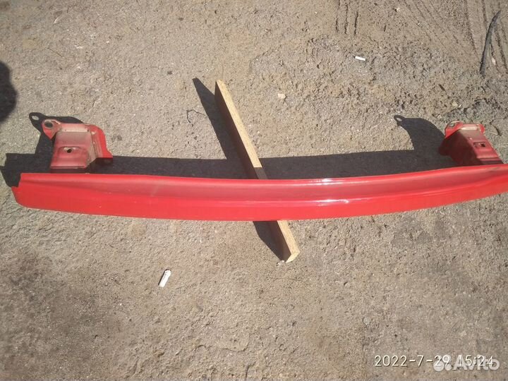 Усилитель заднего бампера skoda