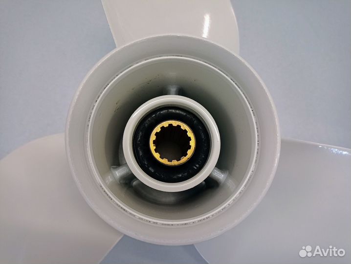 Винт Ямаха 60 шаг 14