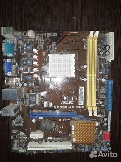 Материнская плата