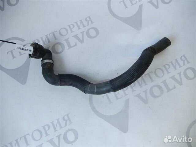 Патрубок радиатора верхний volvo S80 2007-2010